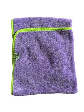 Norwex Kids Bath Towel W/ Baclock Super Soft Purple With Green Trim 47X27 Hook